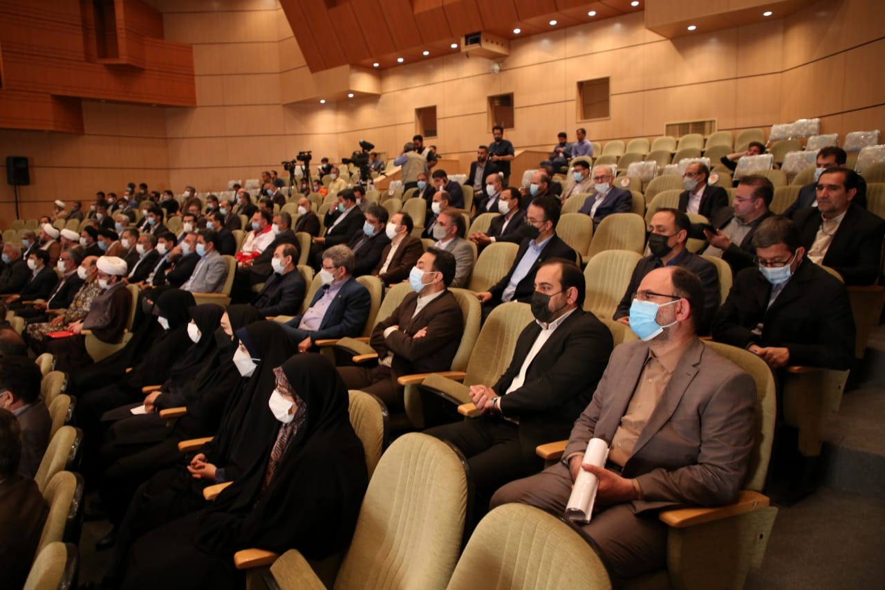 جلسه شورای اداری آذربایجان غربی با حضور رییس جمهور