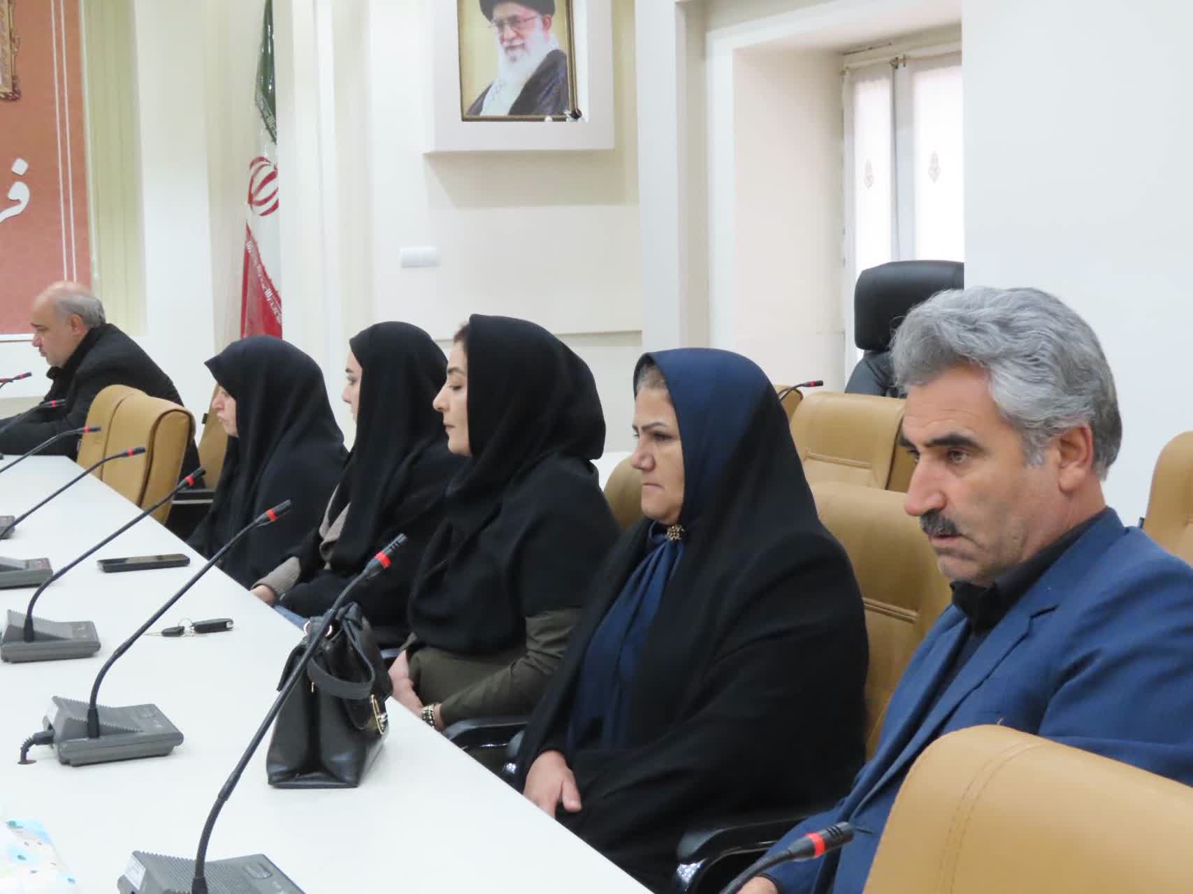 مراسم تجلیل از بانوان شاغل در مجموعه وزارت کشور در شهرستان چایپاره