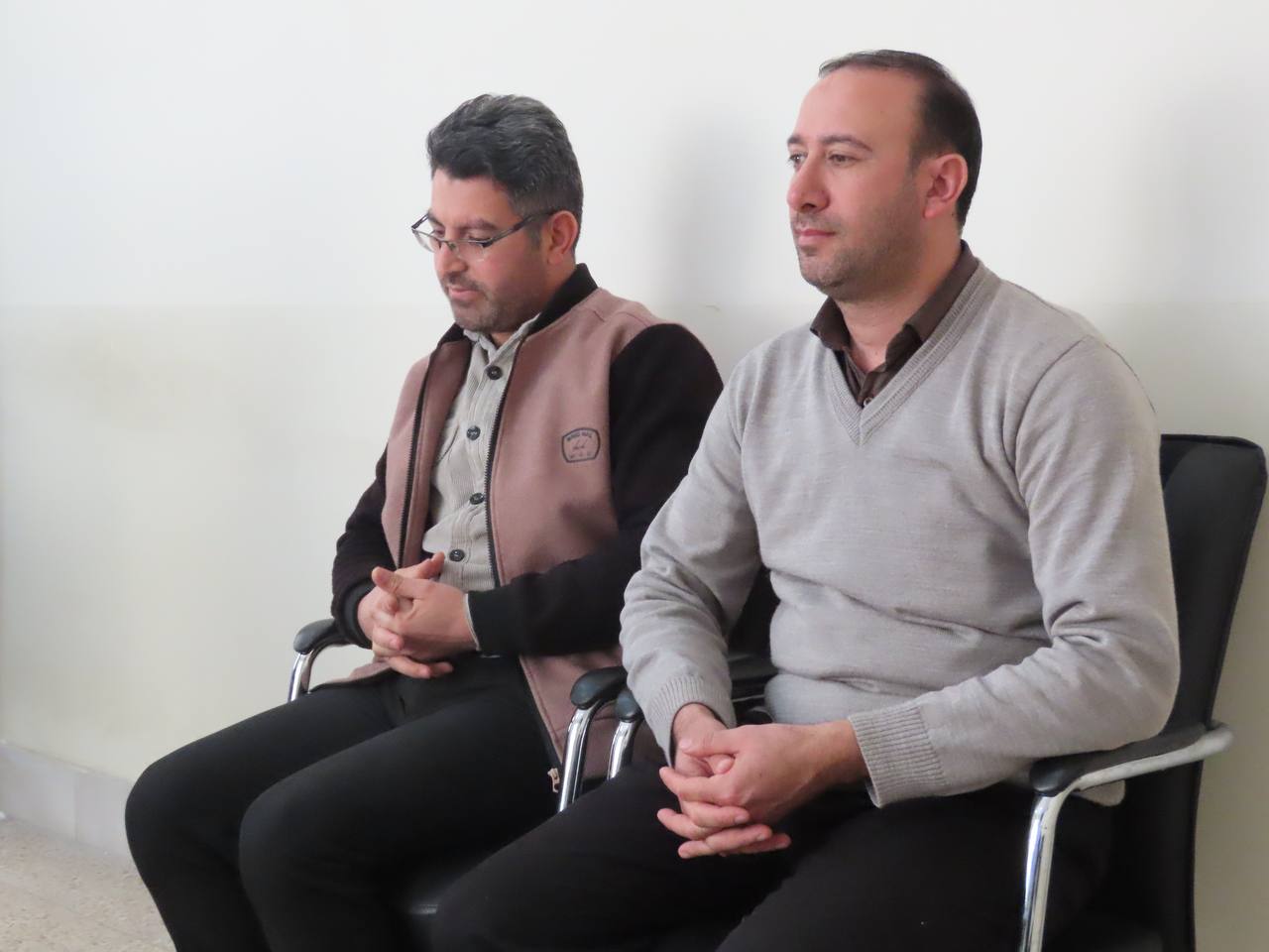 بازدید سرزده سعید شکورزاده فرماندار چایپاره از اداره ثبت احوال