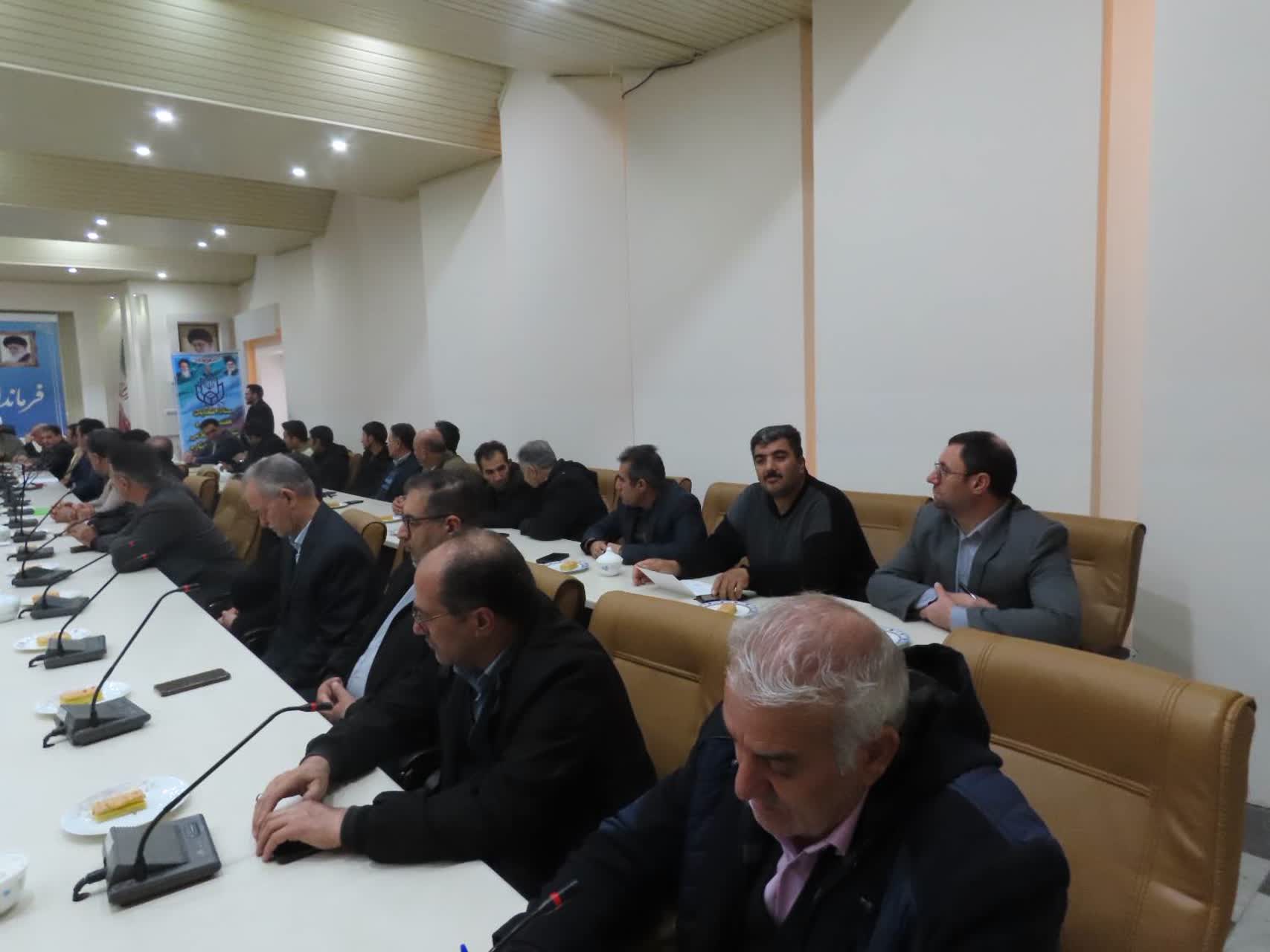 برگزاری جلسه بررسی و پیگیری مشکلات روستاهای شهرستان چایپاره