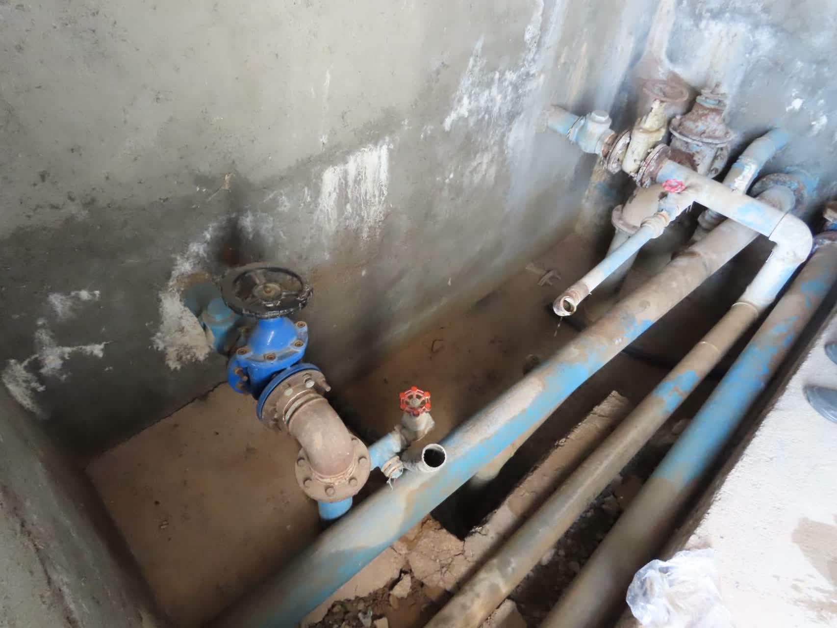 بازدید فرماندار چایپاره از ایستگاه پمپاژ آب شرب روستاهای محور تاج خاتون ، قوچاش و پیریادگار