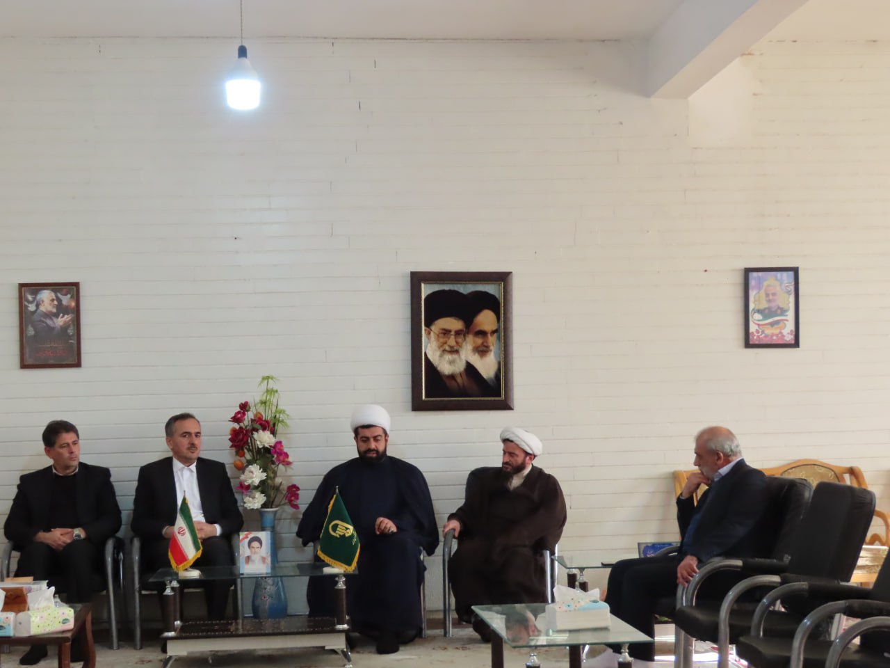 دیدار و نشست صمیمی فرماندار شهرستان با امام جمعه جدید چایپاره