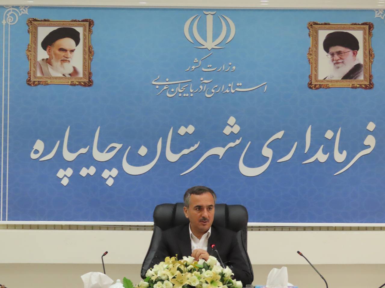 بازدید میدانی فرماندار از محل زمین احداث خانه بهداشت و چمن مصنوعی روستای بابل آباد
