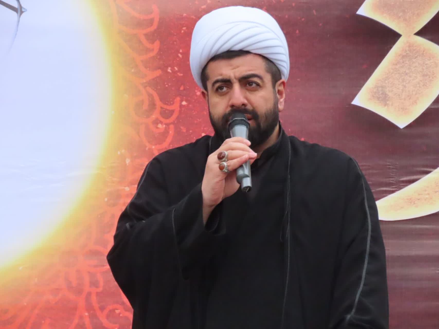 طنین انداز شدن شعار "لبیک یا خامنه‌ای" در چایپاره