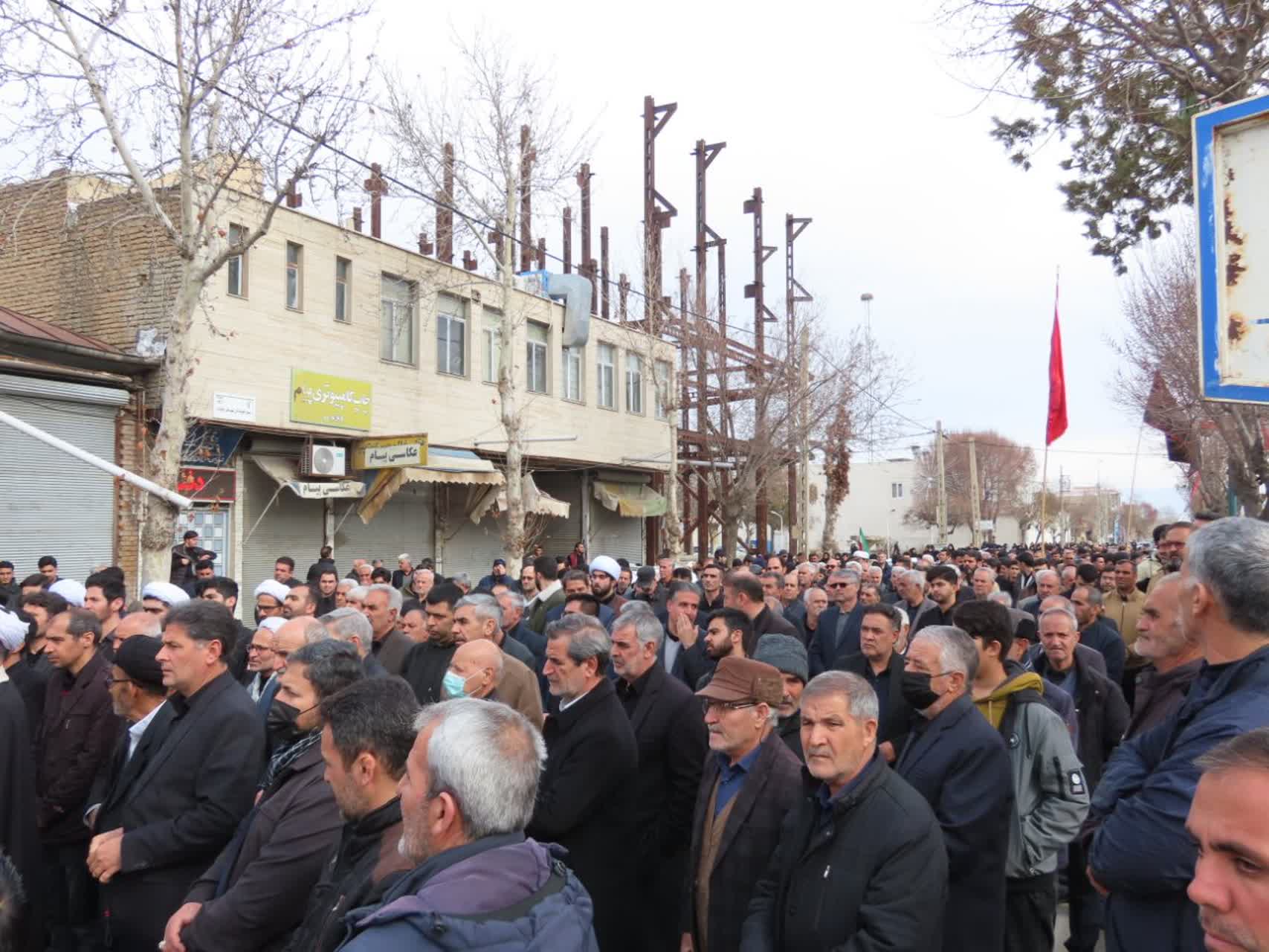 راهپیمایی محکومیت جنایات بی‌سابقه آمریکای جنایتکار و رژیم صهیونسیتی و ابراز ارادت به رهبر شهید انقلاب اسلامی در چایپاره