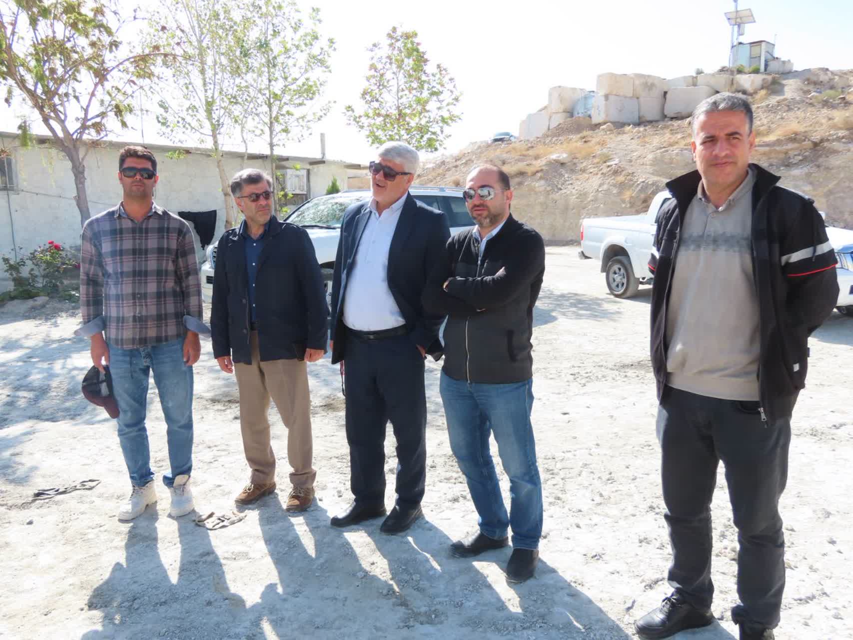 بازدید فرماندار چایپاره از معدن مرمریت بسطام