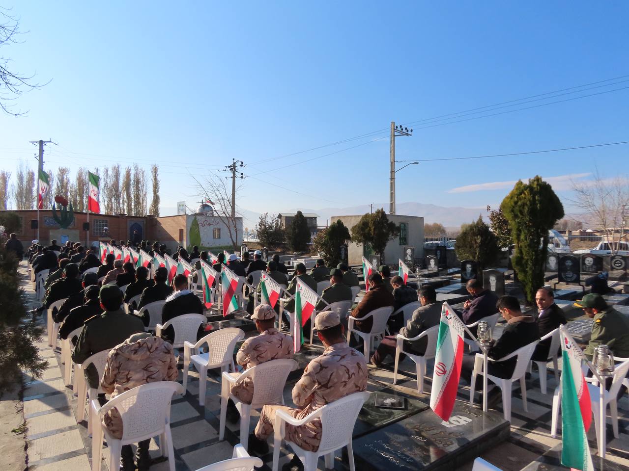 آیین غبار روبی و عطرفشانی مزار مطهر شهداء