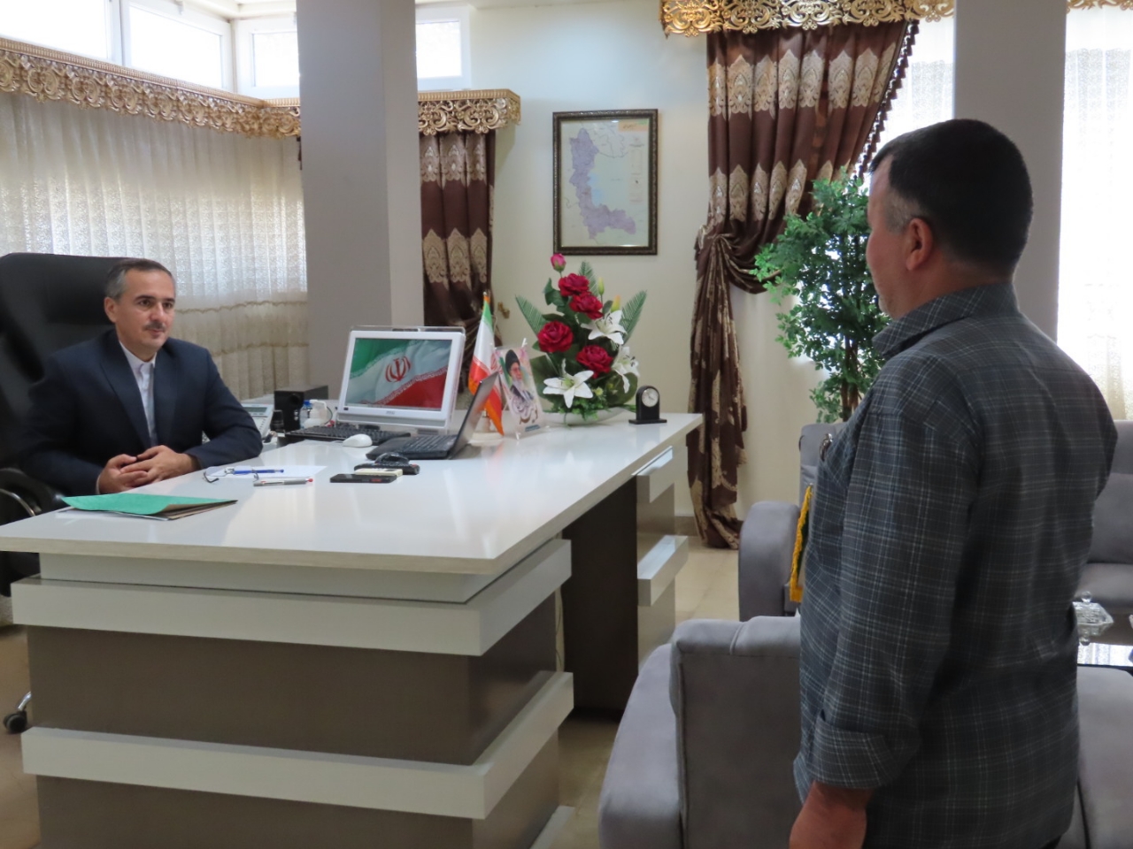 ملاقات مردمی فرماندار شهرستان چایپاره برگزار شد