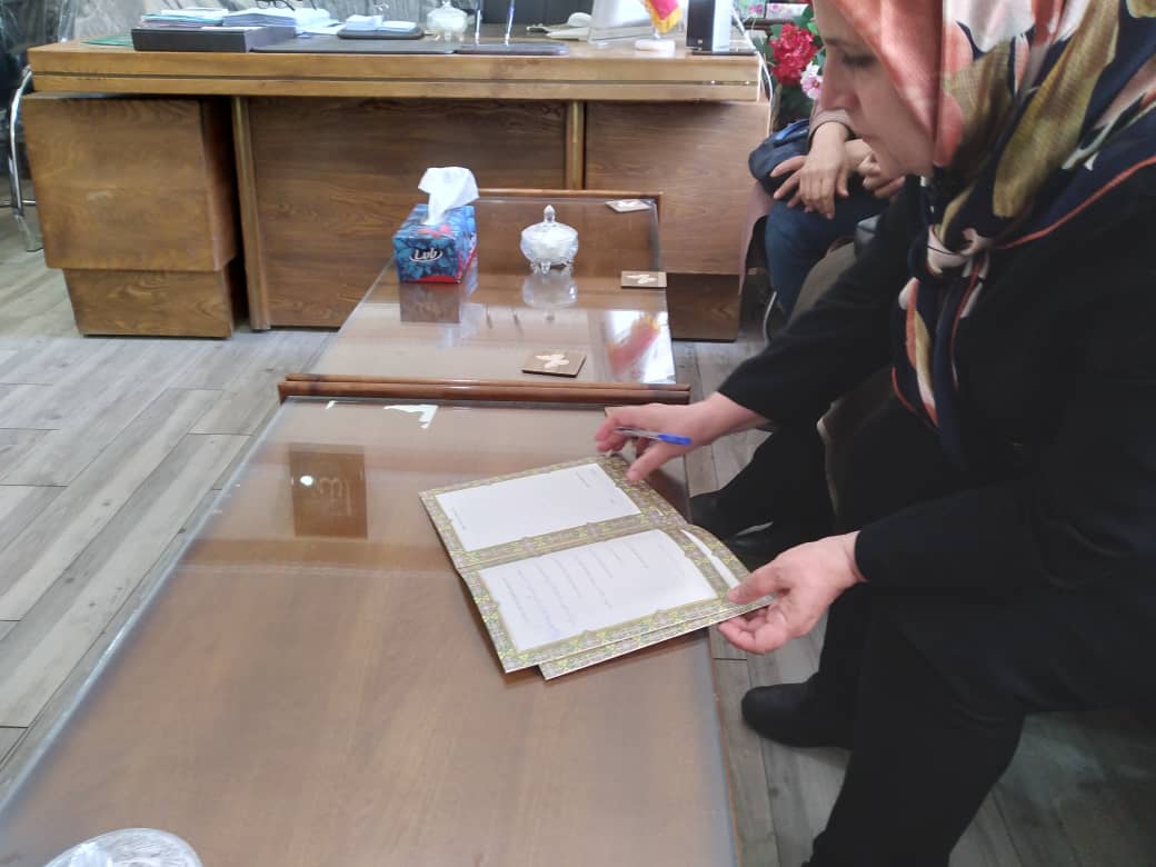 دیدار مدیرعامل و اعضای هیأت مدیره موسسه بانوان خیر مدرسه ساز استان آذربایجان شرقی با فرماندار چایپاره