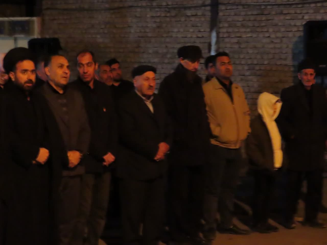 مردم همیشه در صحنه شهرستان چایپاره این شب ها میدان را خالی نمیکنند