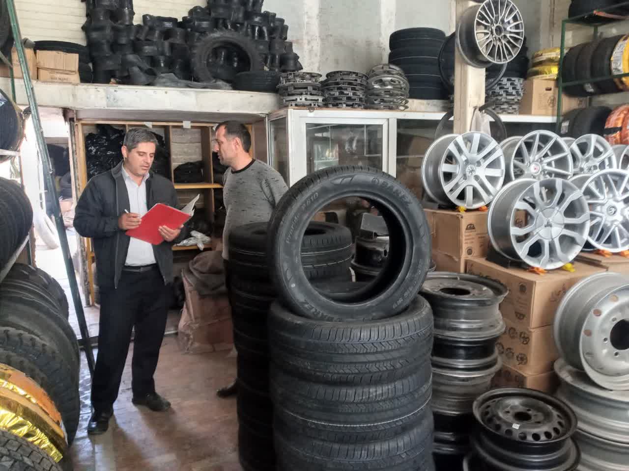 بازدید و بازرسی میدانی بازرسان اداره صنعتمعدن و تجارت از فروشگاه های لوازم خودرو پیرو تأکیدات فرماندار چایپاره