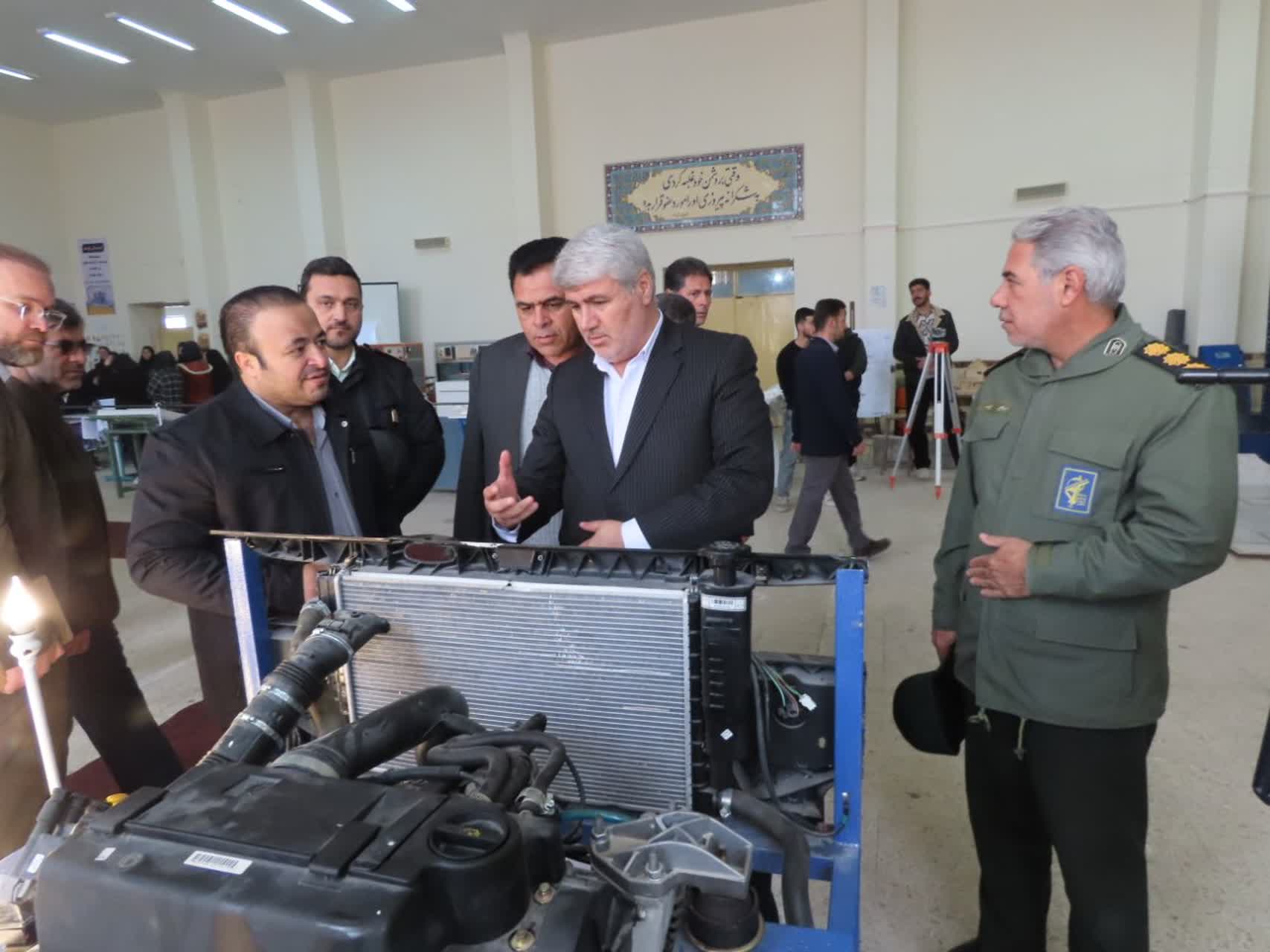 افتتاح نمایشگاه دست‌سازه‌های هنرجویان فنی و حرفه‌ای و کاردانش شهرستان چایپاره