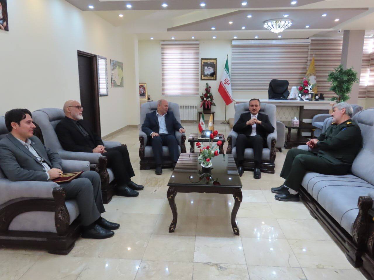 دیدار نوروزی روساء و مدیران دستگاه های اجرایی با فرماندار چایپاره