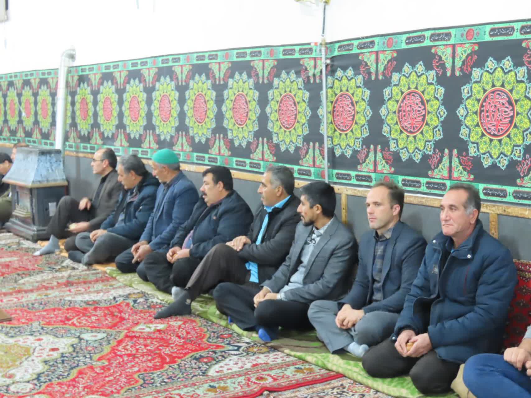 حضور فرماندار چایپاره در مراسم ایام فاطمیه در شهر حاجیلار