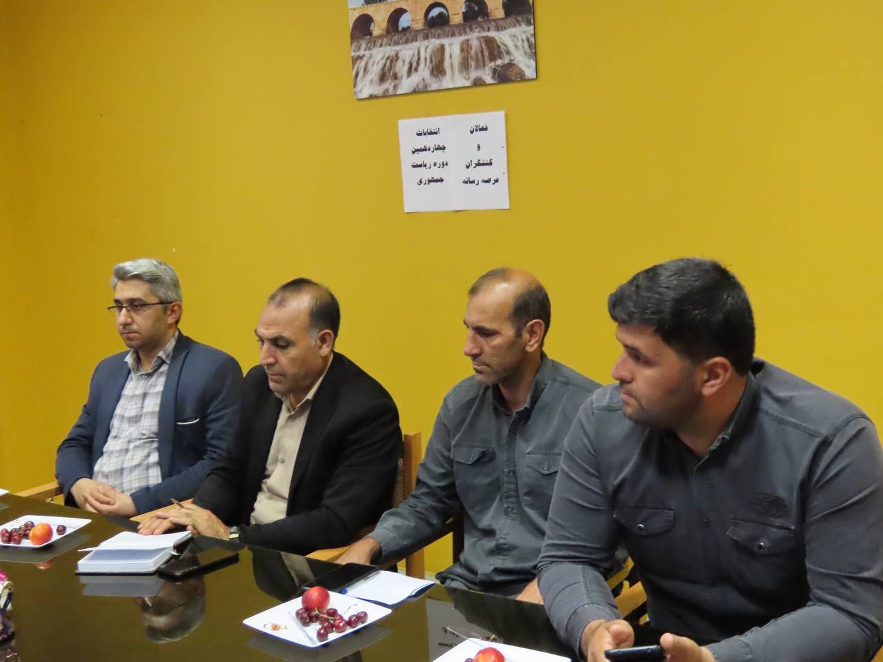 جلسه هم اندیشی فرماندار با فعالین رسانه های شهرستان چایپاره