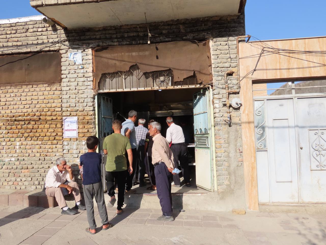 بازدید سرزده فرماندار از نانوایی در روستای چورس