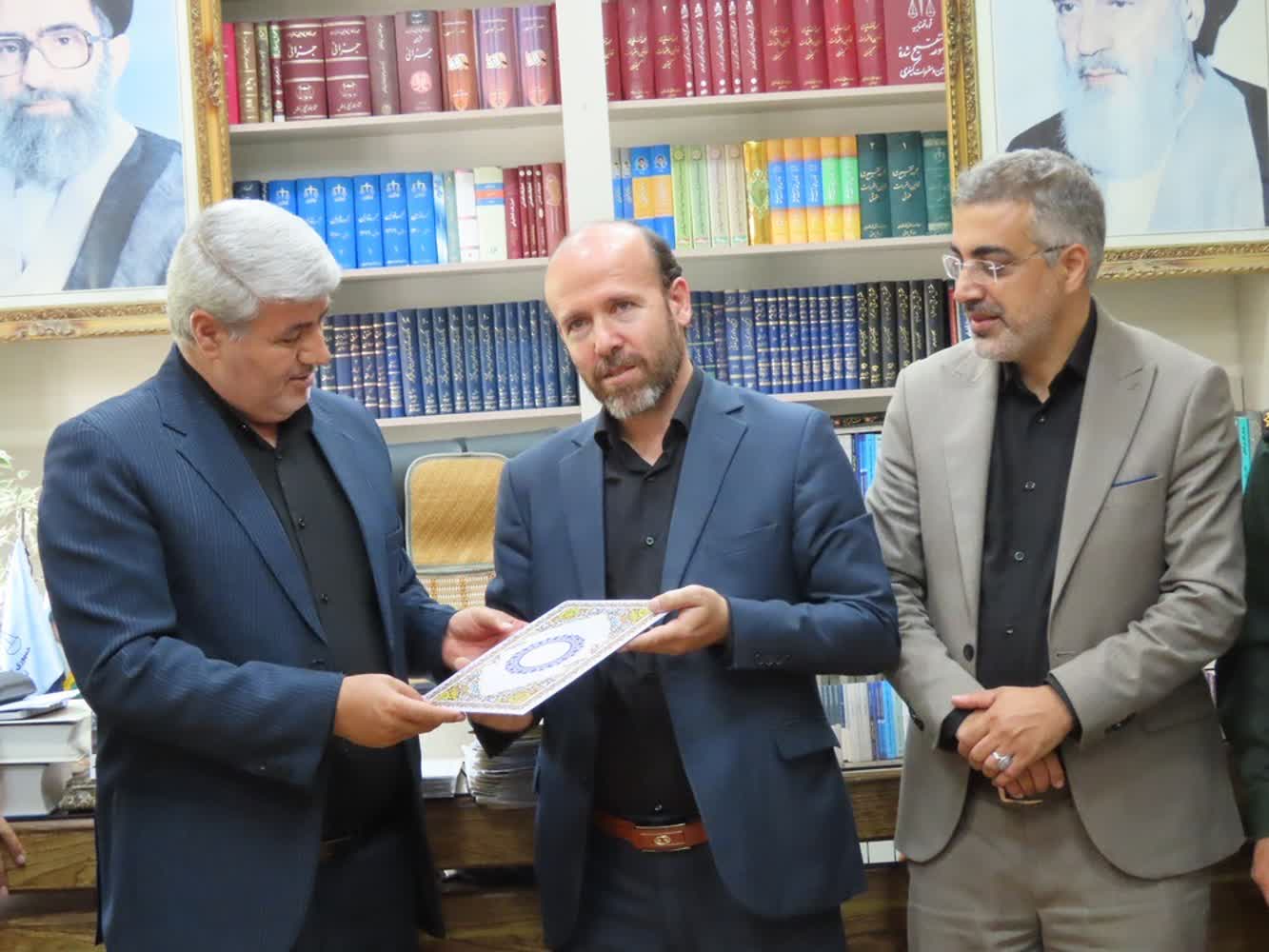 دیدار فرماندار و اعضای شورای تأمین با رییس ، قضات و کارکنان حوزه قضائی شهرستان چایپاره