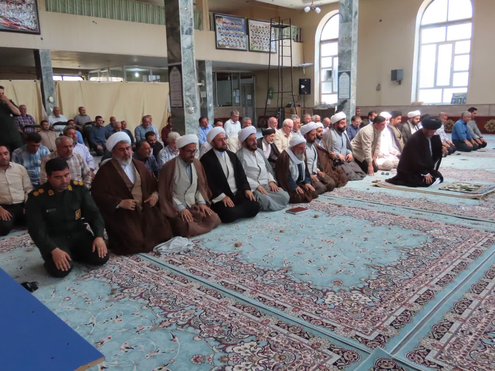 حضور حضرت آیت الله عاملی نماینده معزز ولی فقیه در استان اردبیل و امام جمعه محترم اردبیل در شهرستان چایپاره