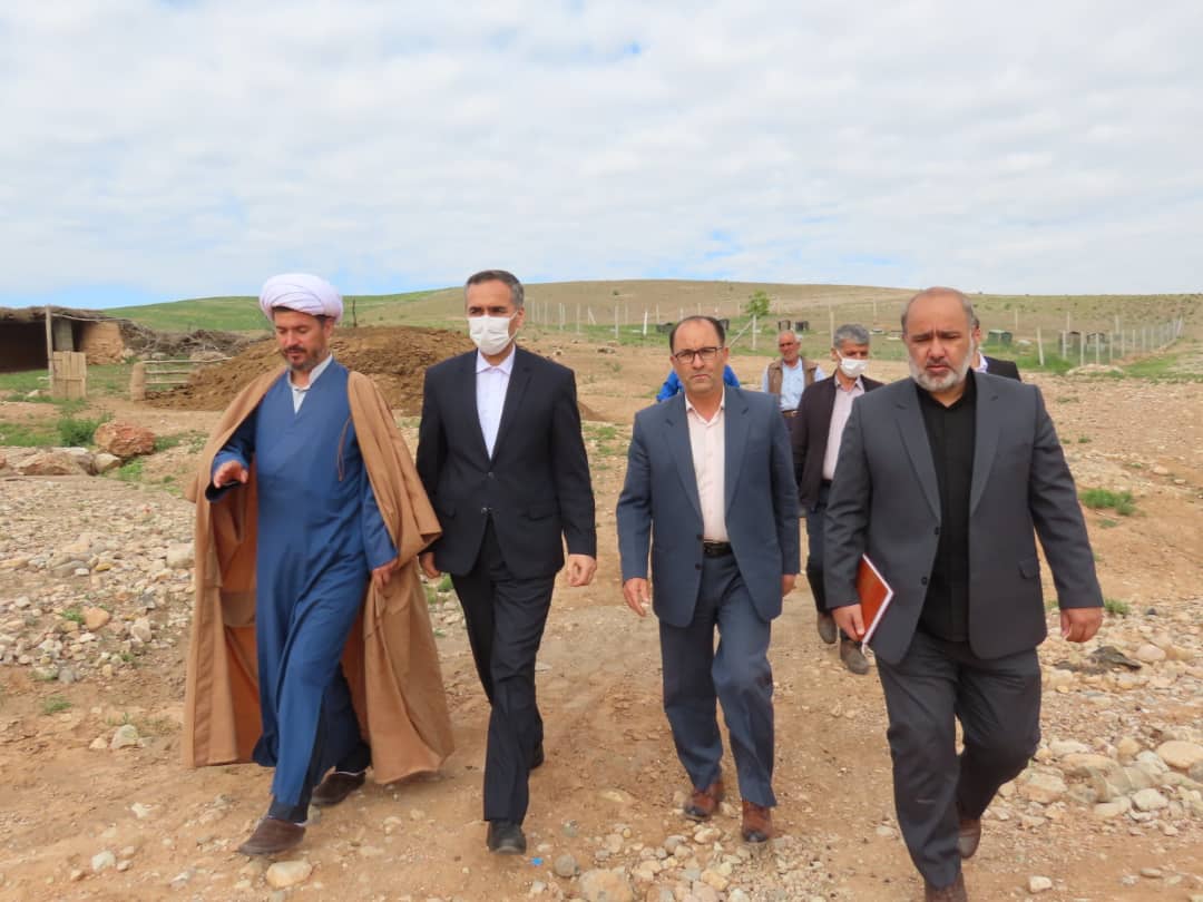 بازدید فرماندار و جمعی از مسئولان شهرستان از روستاهای بخش حاجیلار شهرستان چایپاره