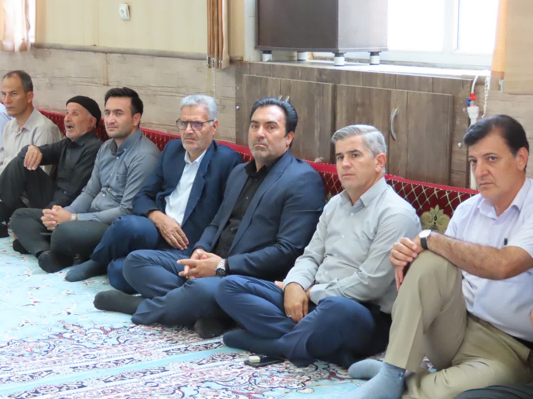 سخنرانی رضا اقلیمیان فرماندار شهرستان چایپاره پیش از خطبه های نماز جمعه