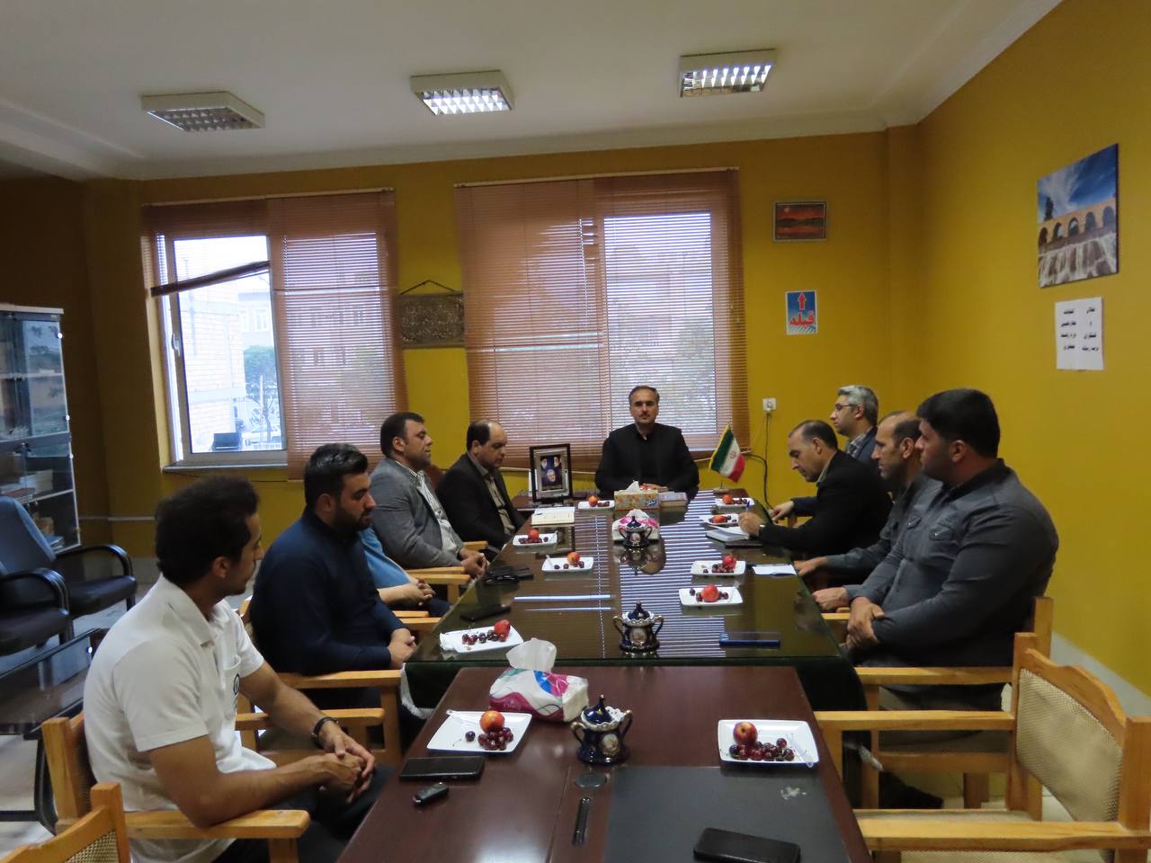 جلسه هم اندیشی فرماندار با فعالین رسانه های شهرستان چایپاره