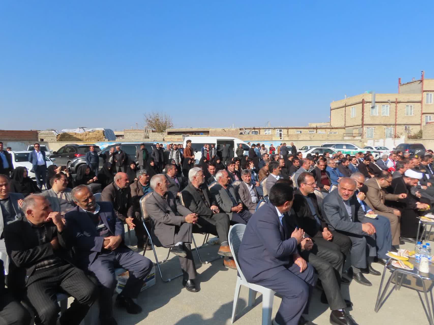 برگزاری مراسم کلنگ زنی دبستان 12 کلاسه خیرساز شهید رستاد