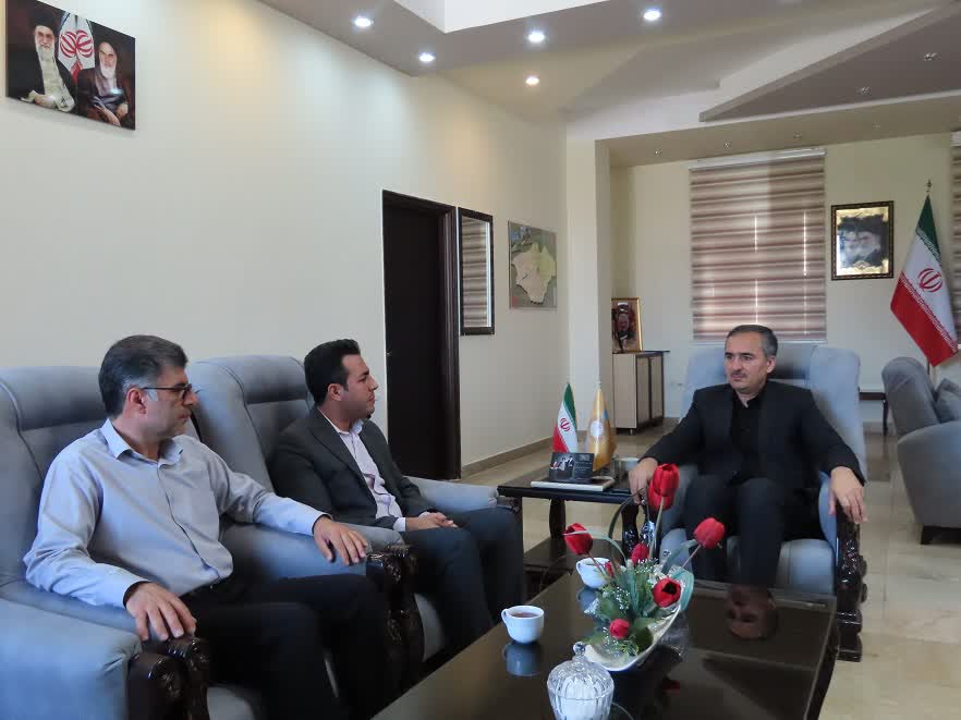 دیدار و گفتگوی رییس اداره تعزیرات حکومتی شهرستان خوی با فرماندار شهرستان چایپاره