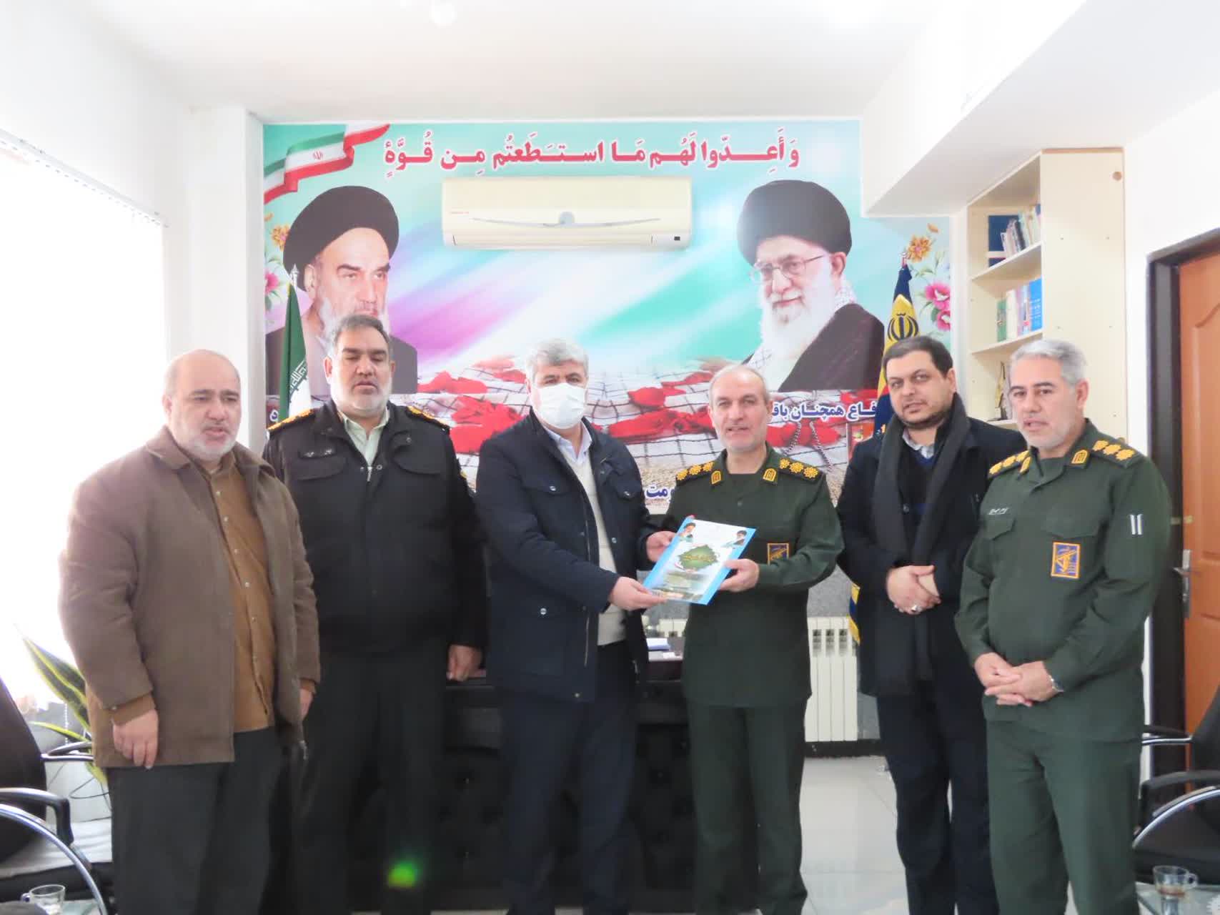 دیدار فرماندار و اعضای شورای تأمین با فرمانده مقاومت ناحیه بسیج سپاه شهرستان