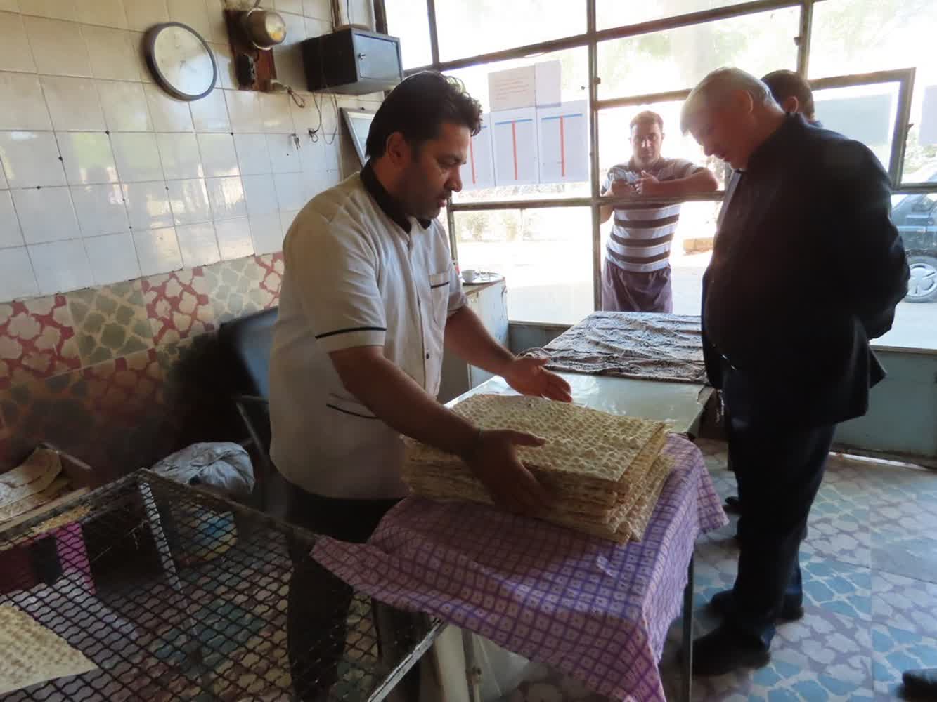 بازدید فرماندار چایپاره از نانوایی‌های شهرستان؛ تأکید بر ارتقای کیفیت خدمات و رفع نواقص طرح محله‌محوری نان