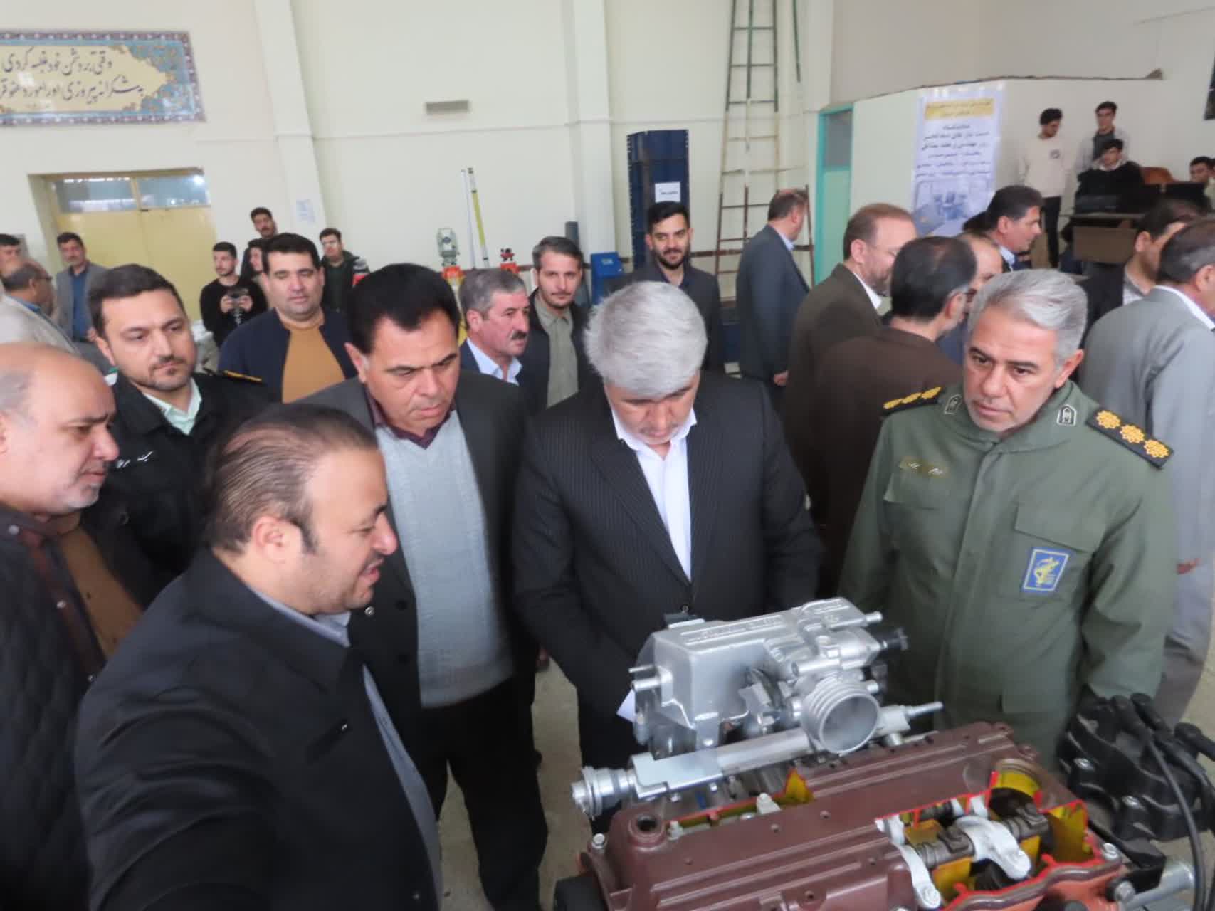 افتتاح نمایشگاه دست‌سازه‌های هنرجویان فنی و حرفه‌ای و کاردانش شهرستان چایپاره