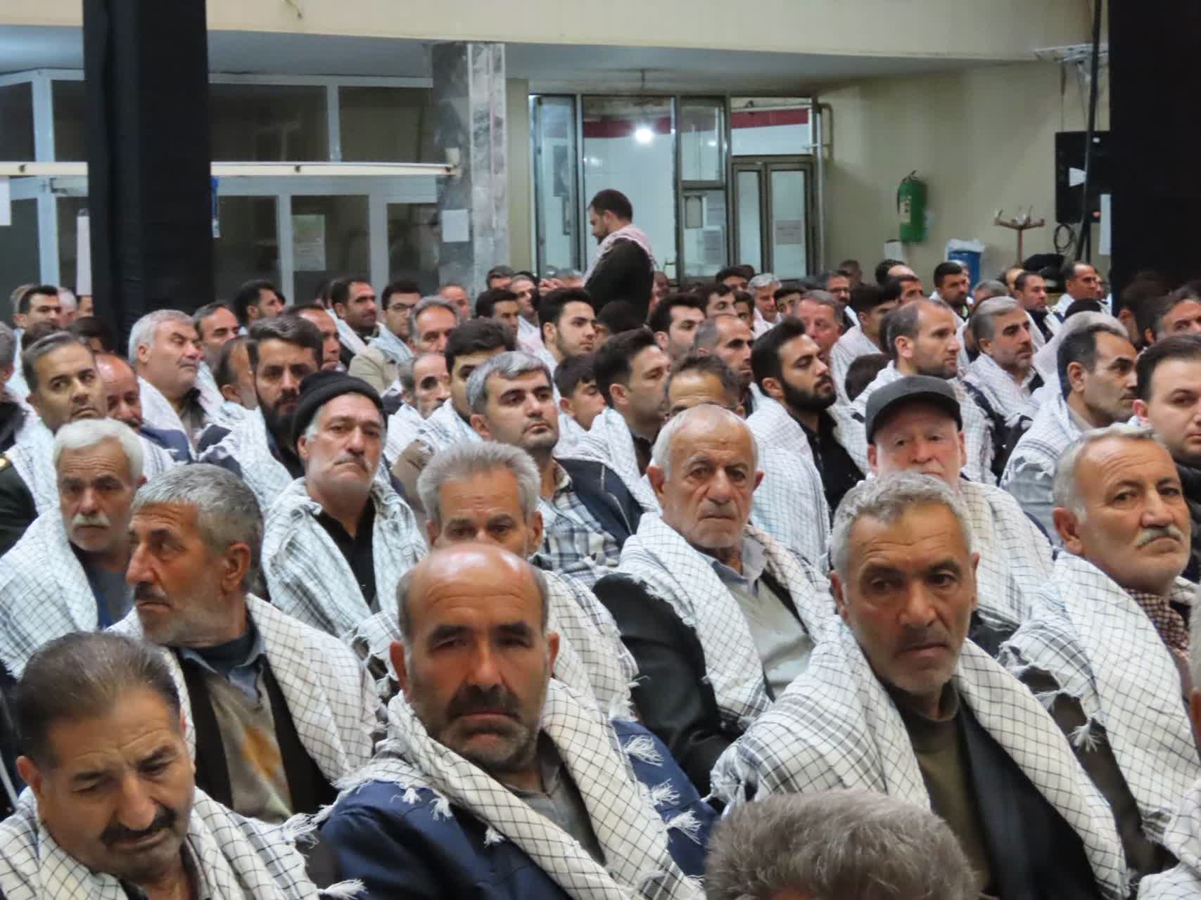 اجلاسیه سرداران و 114 شهید شهرستان چایپاره