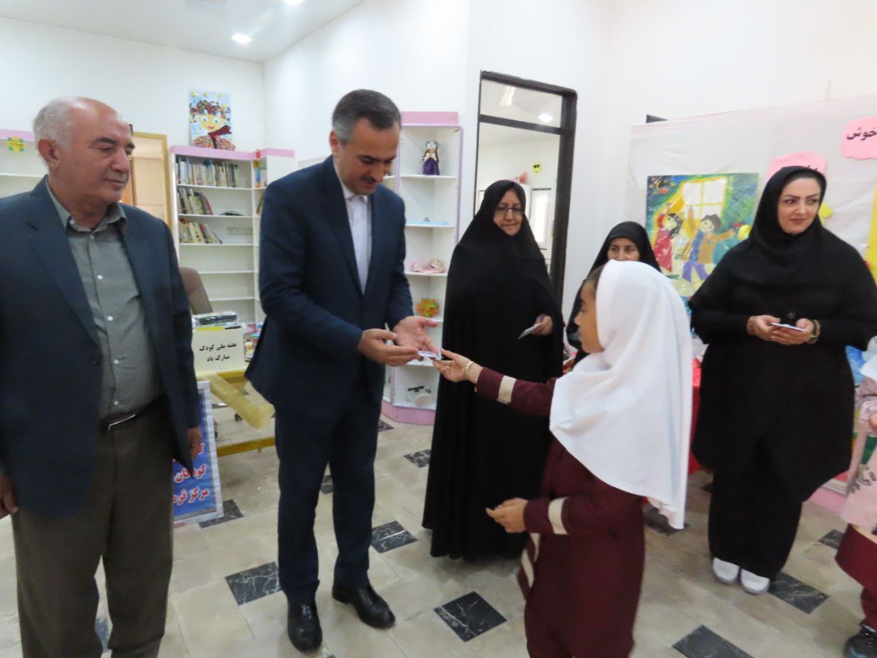 مراسم روز ملی کودک با حضور فرماندار شهرستان چایپاره