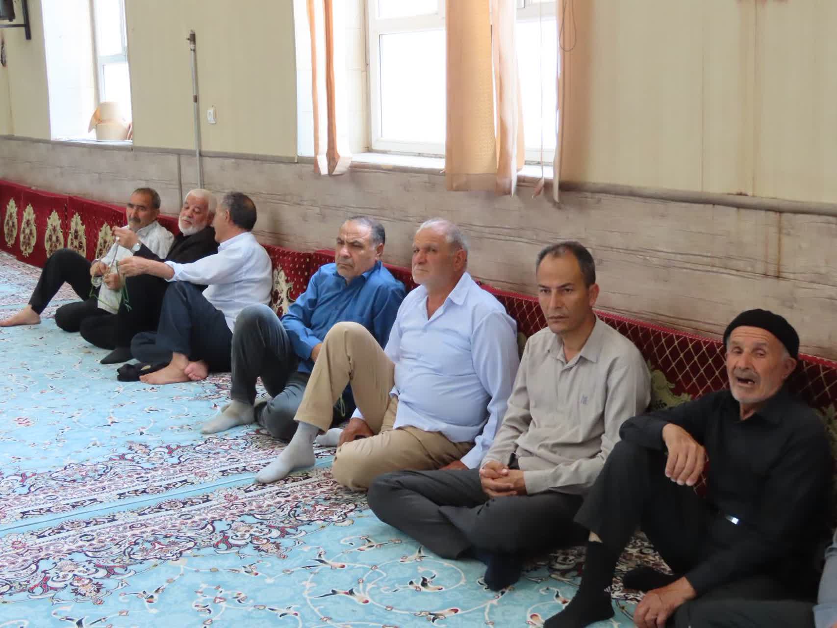 سخنرانی رضا اقلیمیان فرماندار شهرستان چایپاره پیش از خطبه های نماز جمعه