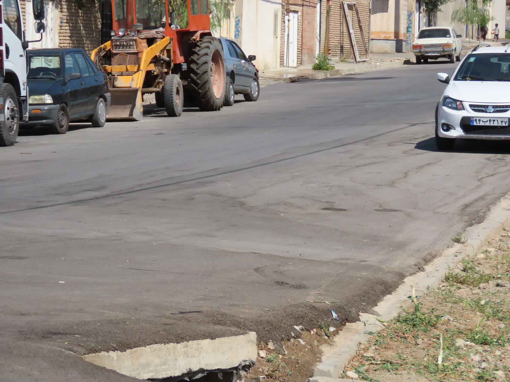 مراسم افتتاح آسفالت ریزی مکانیزه معابر سطح شهر و خرید ماشین آلات عمرانی