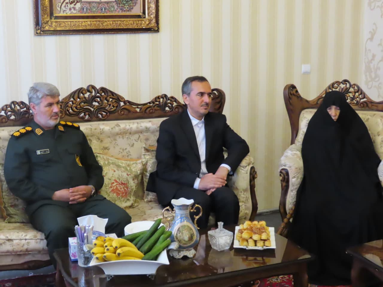 تجلیل از مقام شامخ خانواده شهداء