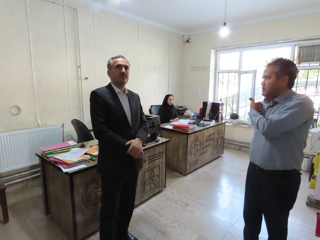 بازدید سرزده سعید شکورزاده فرماندار چایپاره از اداره منابع طبیعی و آبخیزداری شهرستان