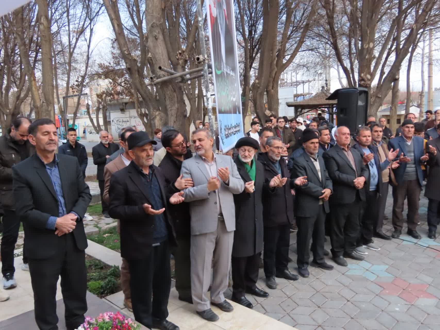 برگزاری مراسم دعا و استغاثه به امام مهدی(عج)