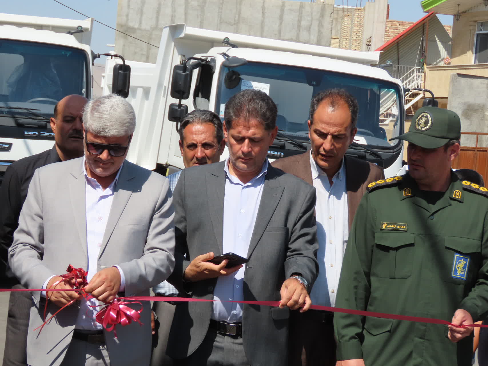 مراسم افتتاح آسفالت ریزی مکانیزه معابر سطح شهر و خرید ماشین آلات عمرانی