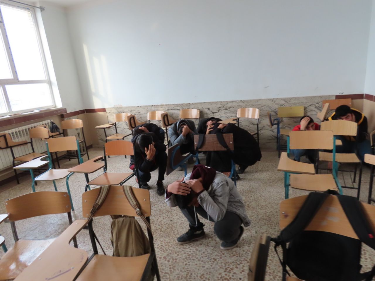 برگزاری مانور سراسری زلزله و ایمنی در مدارس شهرستان چایپاره