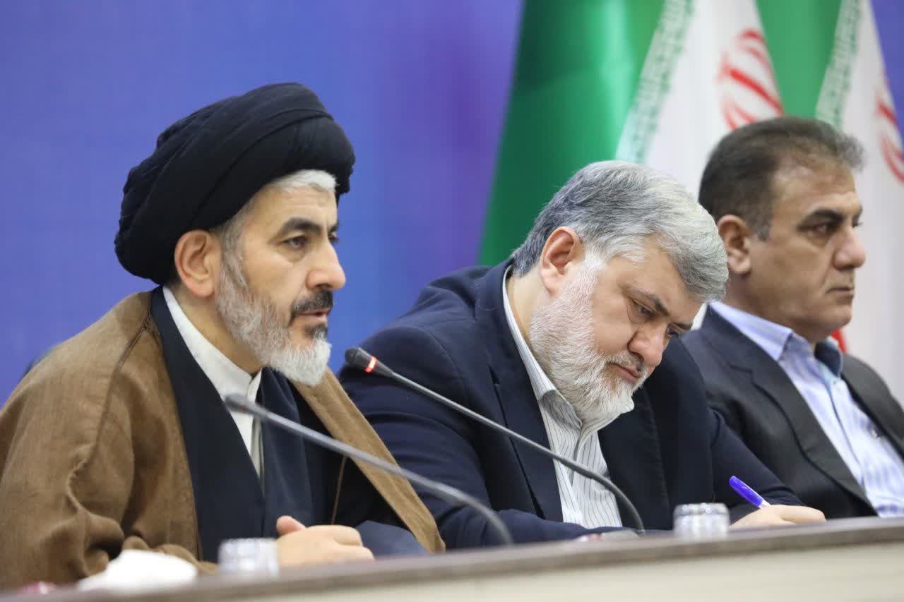 جلسه شورای اداری استان به ریاست محمدصادق معتمدیان استاندار آذربایجانغربی