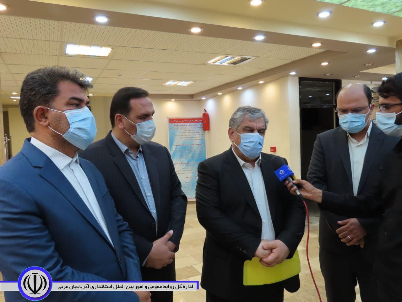 جلسه بررسی مسائل و مشکلات عمرانی و اداری حوزه بهداشت و درمان شهرستان چایپاره
