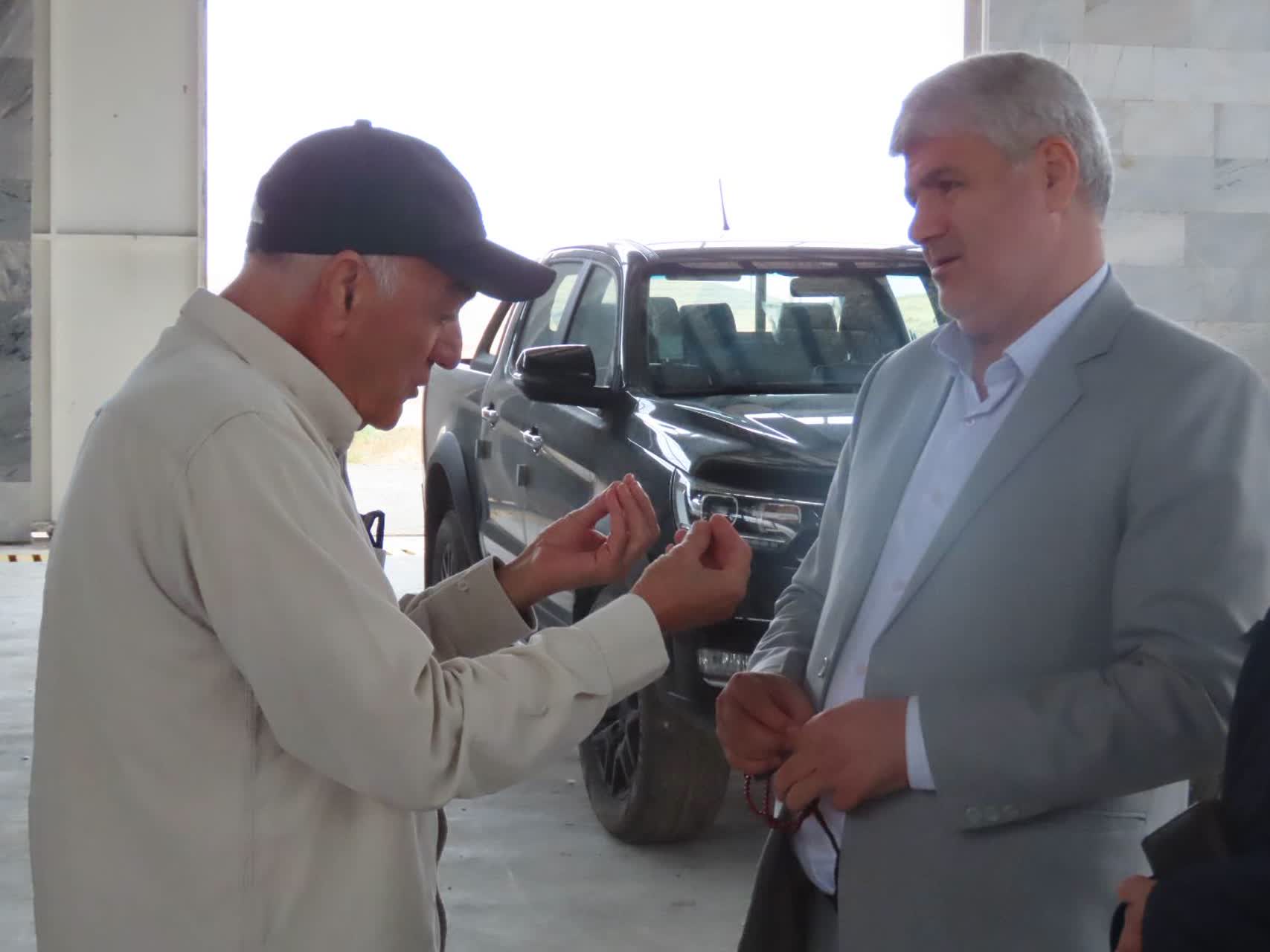 بازدید فرماندار چایپاره از شرکت معدنی کوه کمر چایپاره