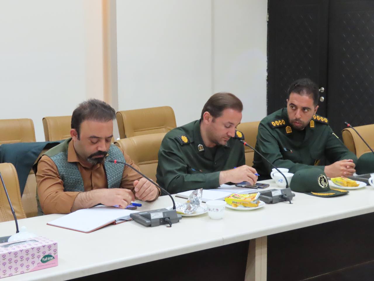 جلسه ستاد بازآفرینی شهری پایدار شهرستان چایپاره