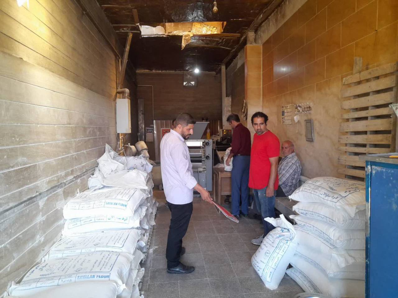 تداوم فعالیت گشتهای بازرسی در سطح بازار شهرستان