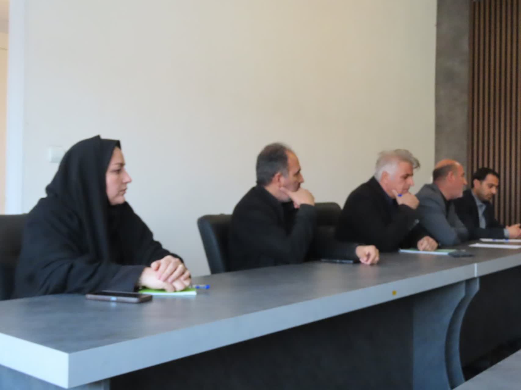 برگزاری جلسه بررسی مسائل و مشکلات شهر حاجیلار