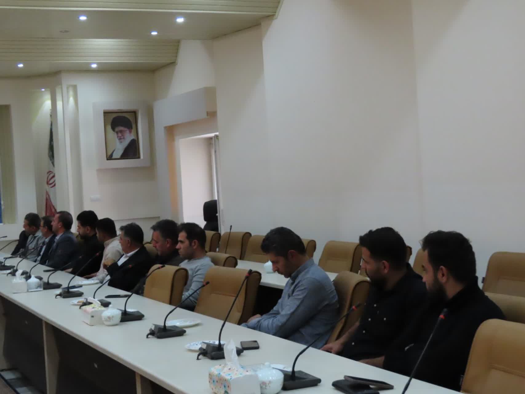 برگزاری جلسه توجیهی و بررسی مشکلات نانوایان شهرستان چایپاره