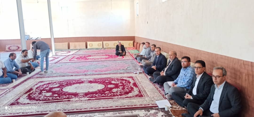 بازدید فرماندار و جمعی از مسئولان شهرستان چایپاره از روستای طاهر آباد
