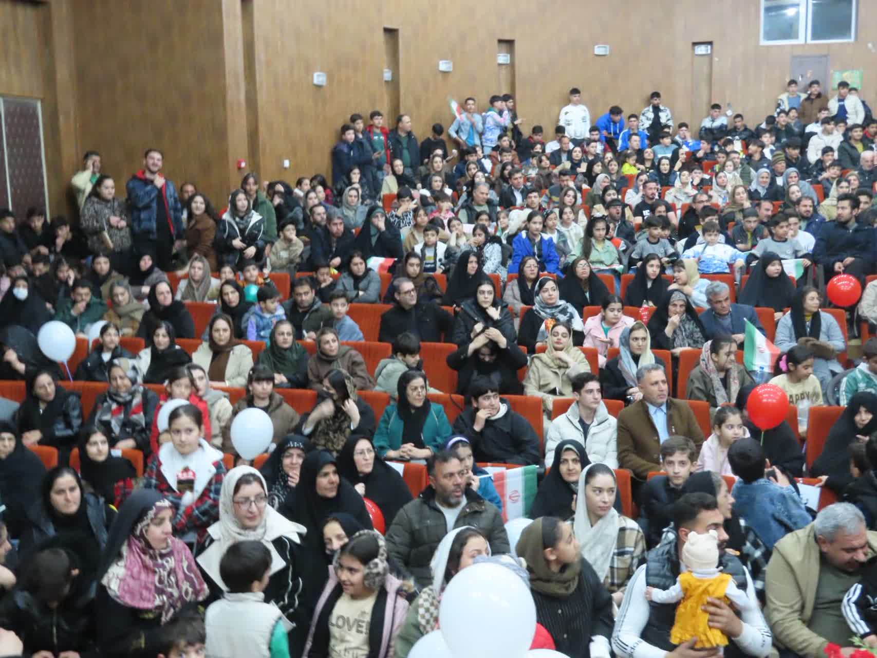 برگزاری جشن بزرگ نیمه شعبان و سالگرد پیروزی شکوهمند انقلاب اسلامی در شهرستان چایپاره