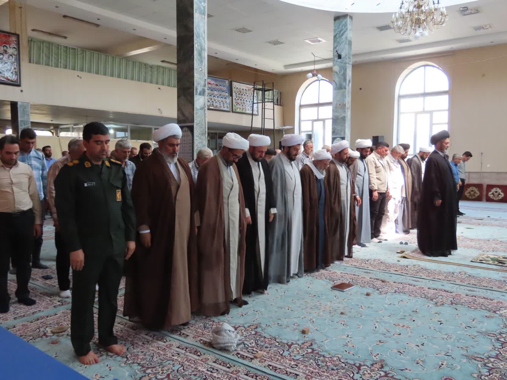 حضور حضرت آیت الله عاملی نماینده معزز ولی فقیه در استان اردبیل و امام جمعه محترم اردبیل در شهرستان چایپاره