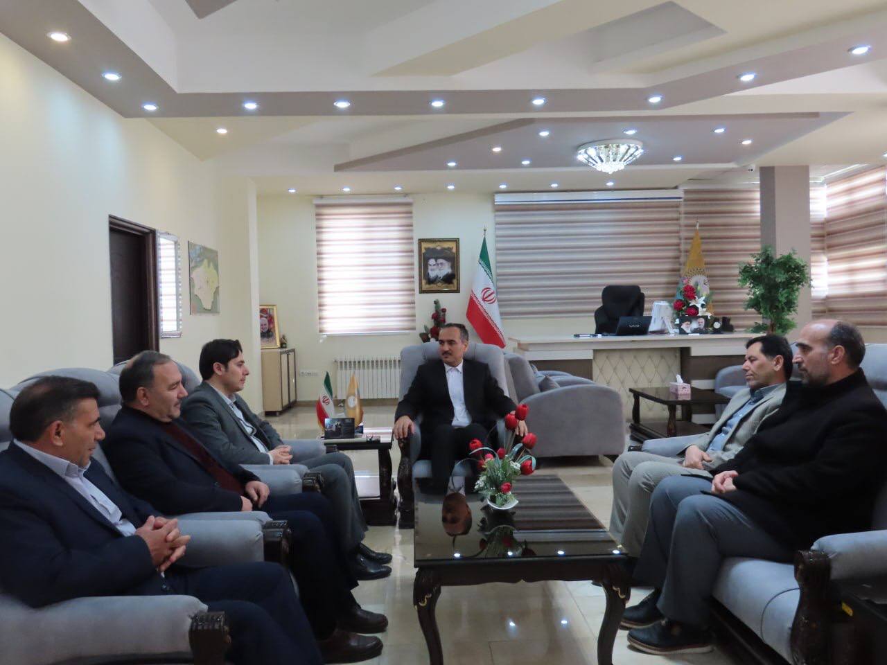 دیدار نوروزی روساء و مدیران دستگاه های اجرایی شهرستان با فرماندار چایپاره